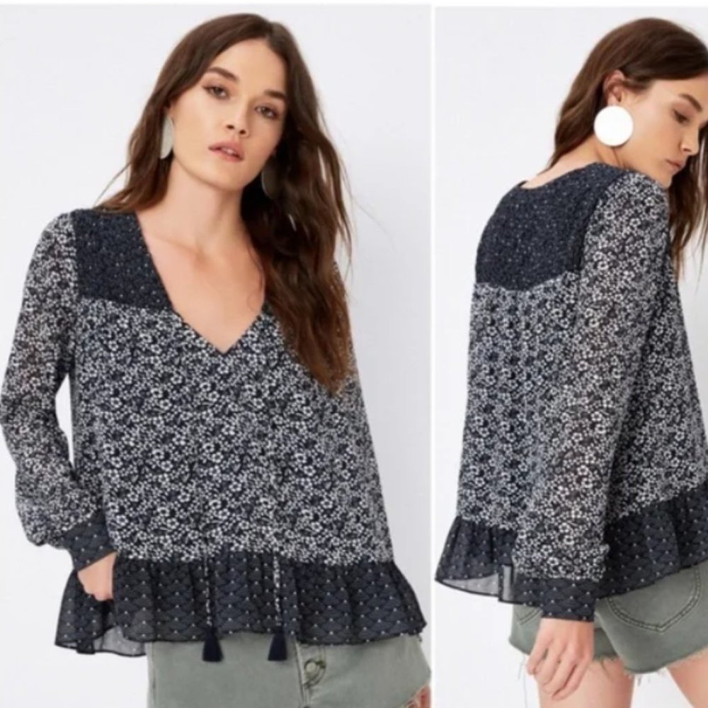 Tularosa Harrison Floral Tassel Peasant Top Blouse Ruffle Navy Blue Women Size S